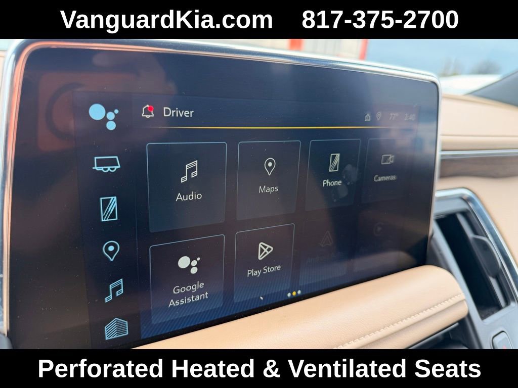 Used 2024 Chevrolet Suburban Premier image 18