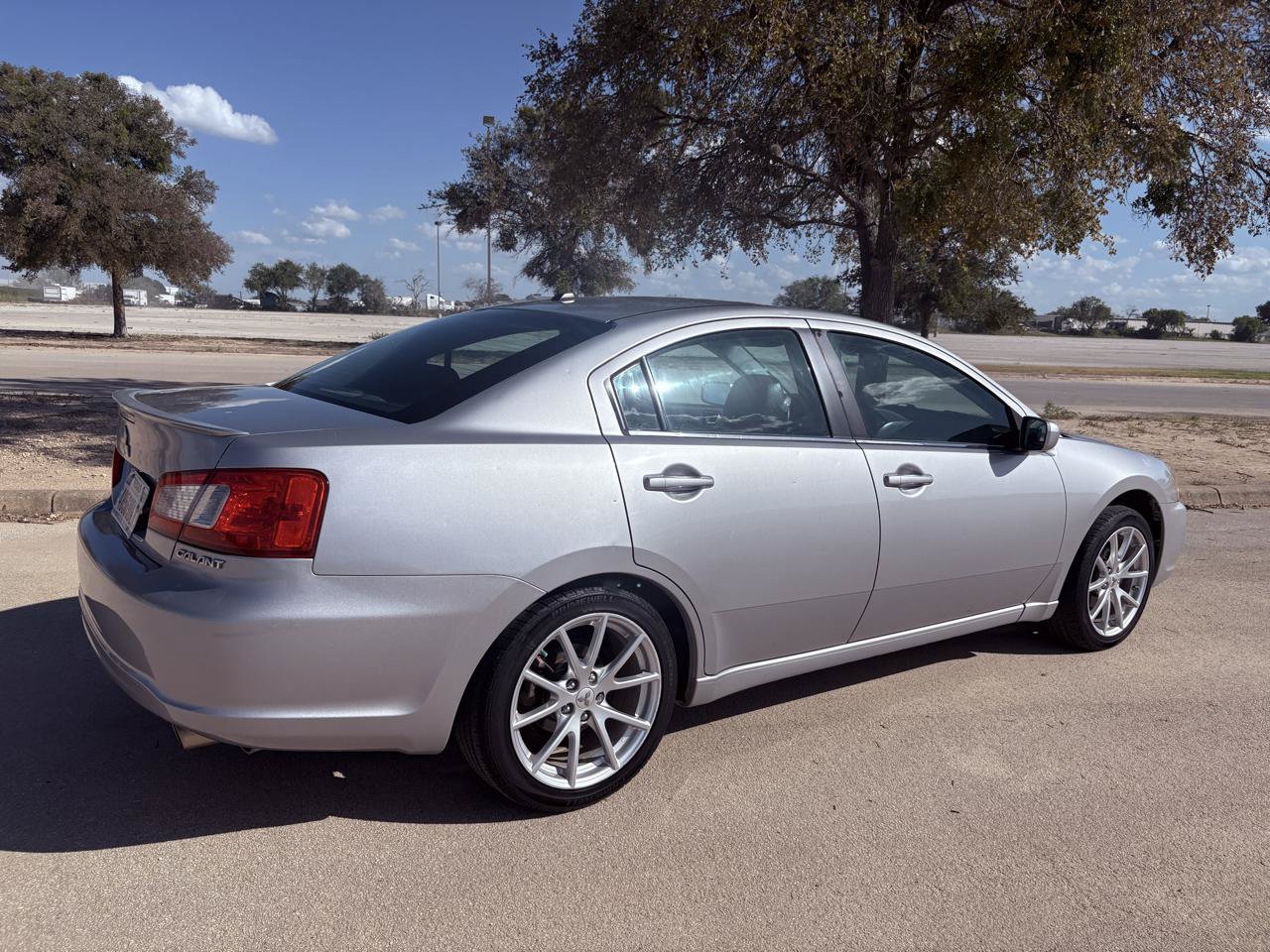 Used 2012 Mitsubishi Galant ES FWD image 59