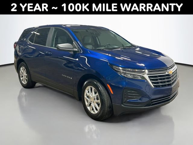 Used 2022 Chevrolet Equinox LS w/ LS Convenience Package FWD image 2