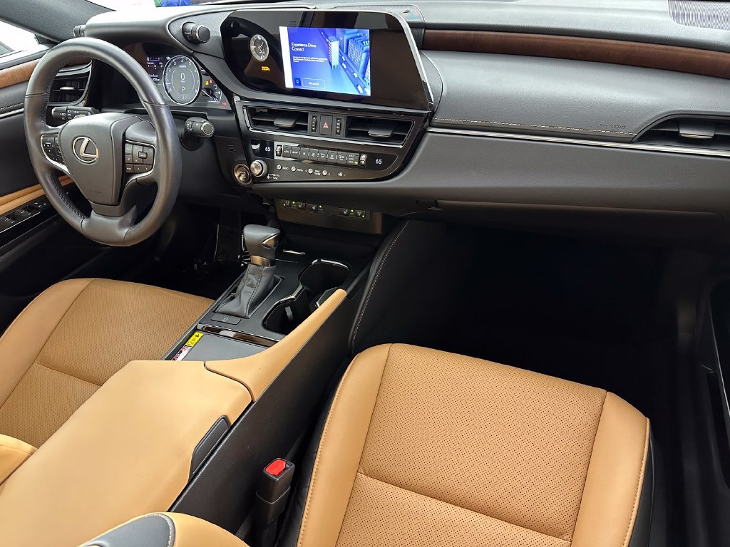 Used 2024 Lexus ES 350 w/ Premium Package FWD image 37