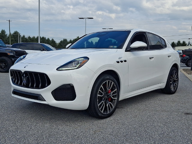 Certified 2024 Maserati Grecale Modena AWD/4WD image 3