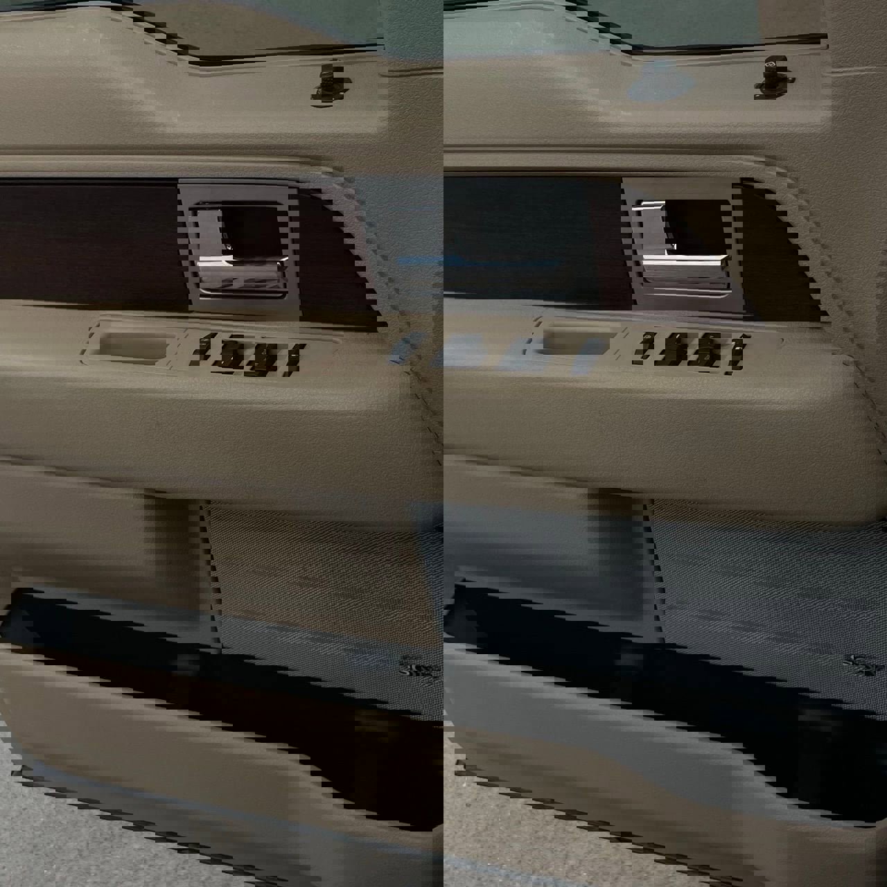 Used 2014 Ford F150 King Ranch w/ King Ranch Luxury Package RWD image 19