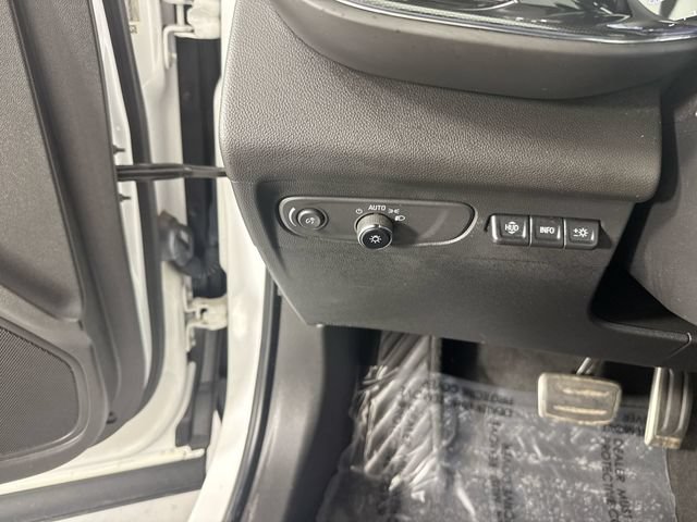 Used 2023 Buick Envision Essence w/ Technology Package I AWD/4WD image 15