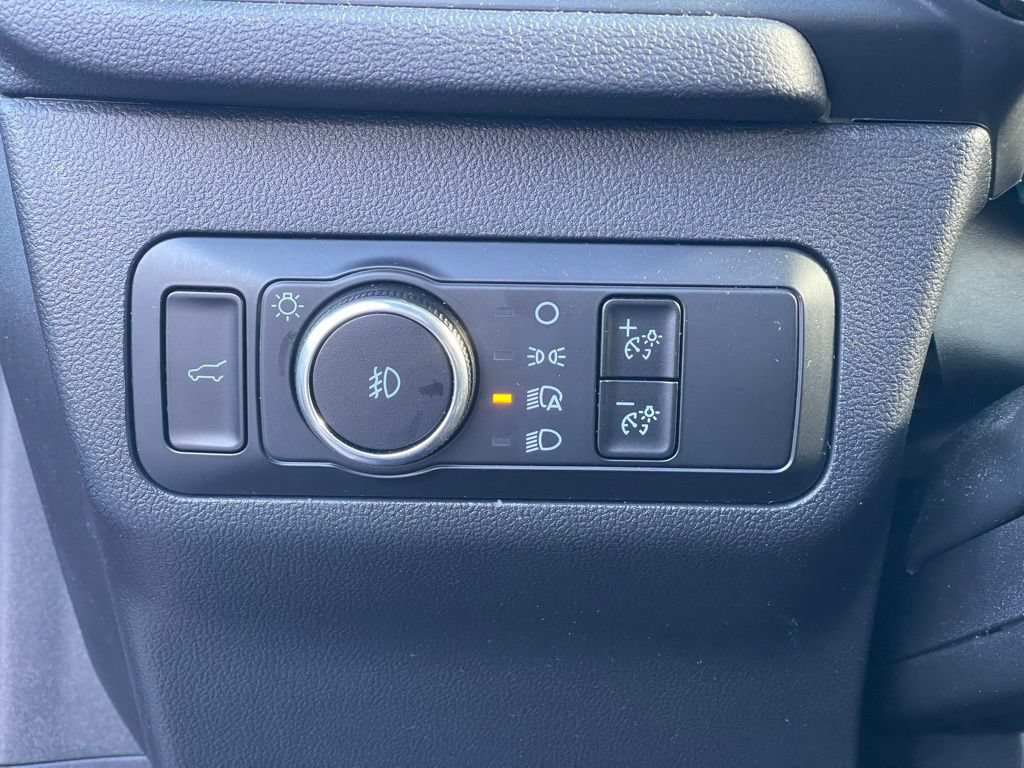 Used 2025 Ford Escape ST-Line Select AWD/4WD image 15