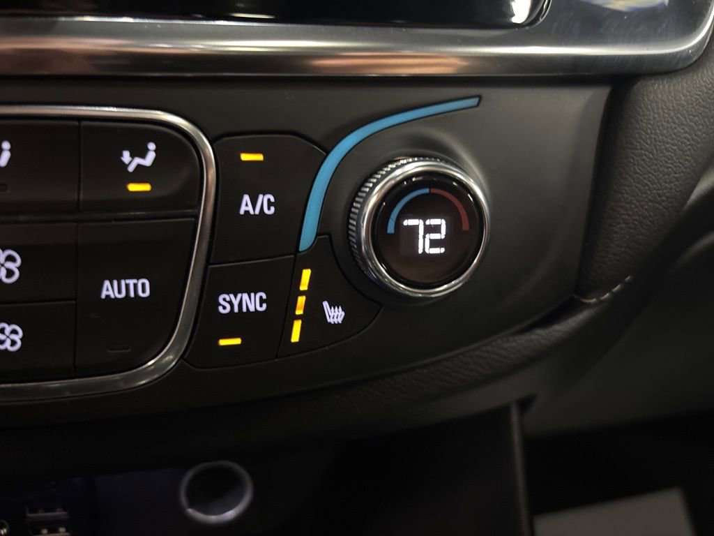 Used 2023 Chevrolet Traverse LT AWD/4WD image 31
