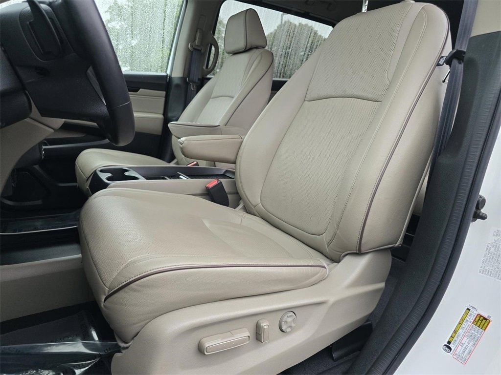 Certified 2023 Honda Odyssey Elite image 29