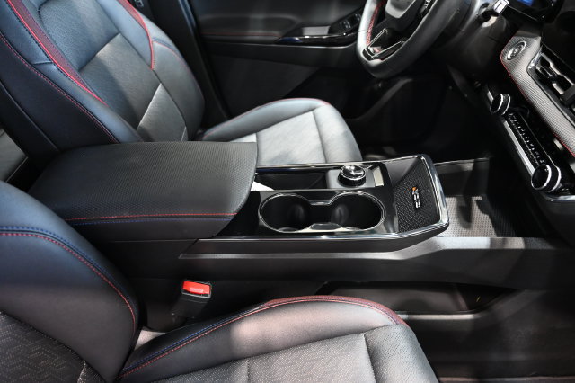 Certified 2025 Chevrolet Equinox RS w/ Safety and Technology Package AWD/4WD image 21