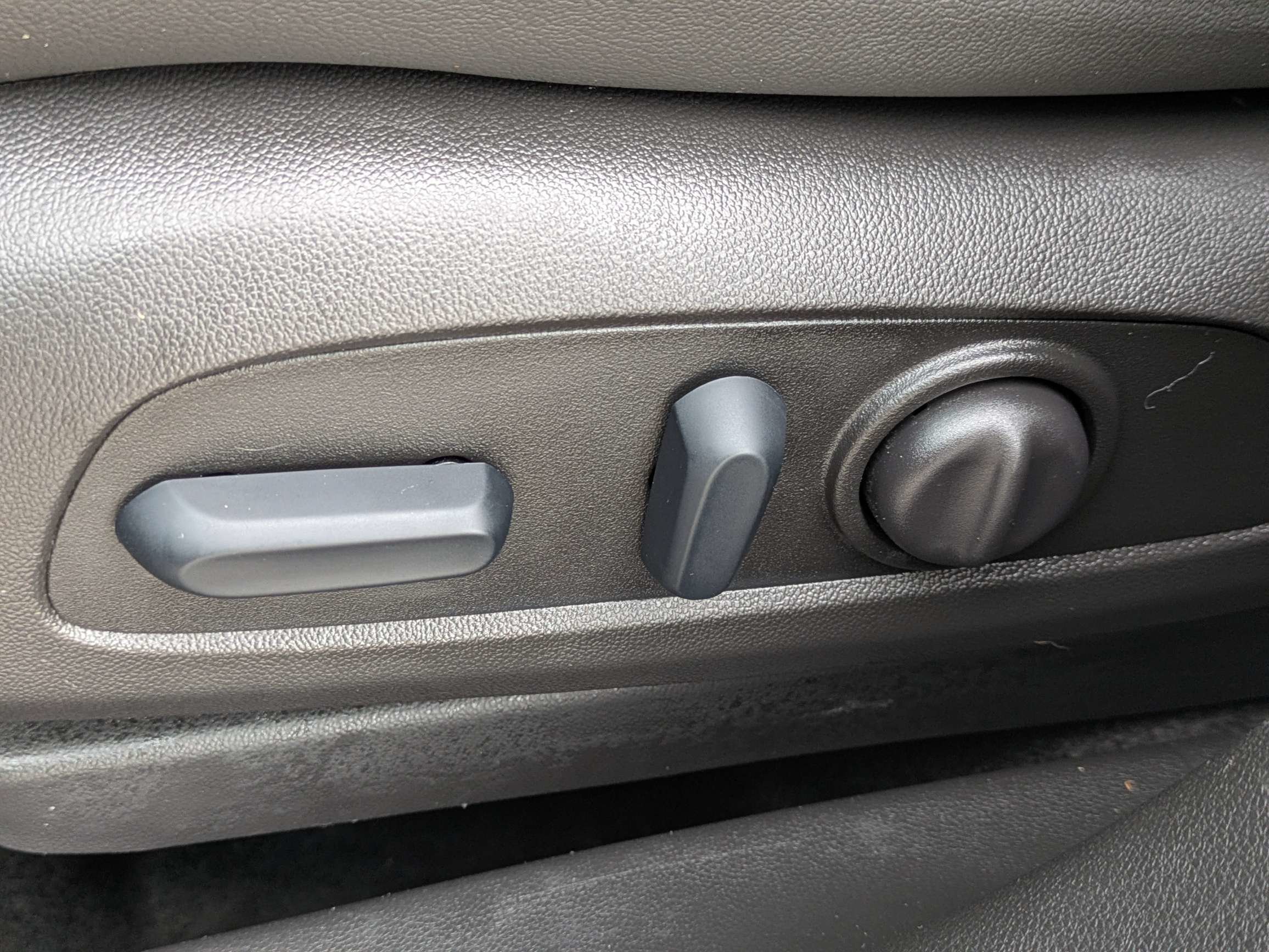 Used 2025 Chevrolet TrailBlazer ACTIV w/ Driver Confidence Package FWD image 22