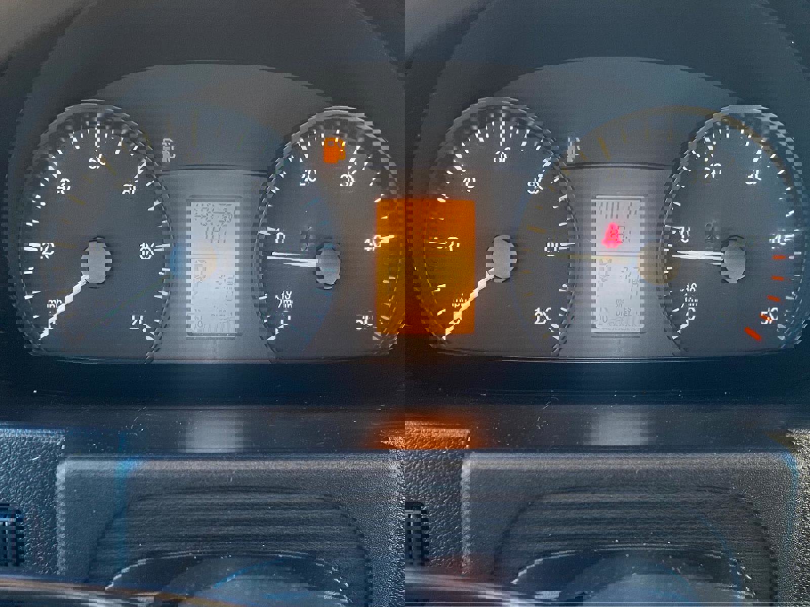 Used 2015 Freightliner Sprinter 2500 image 19