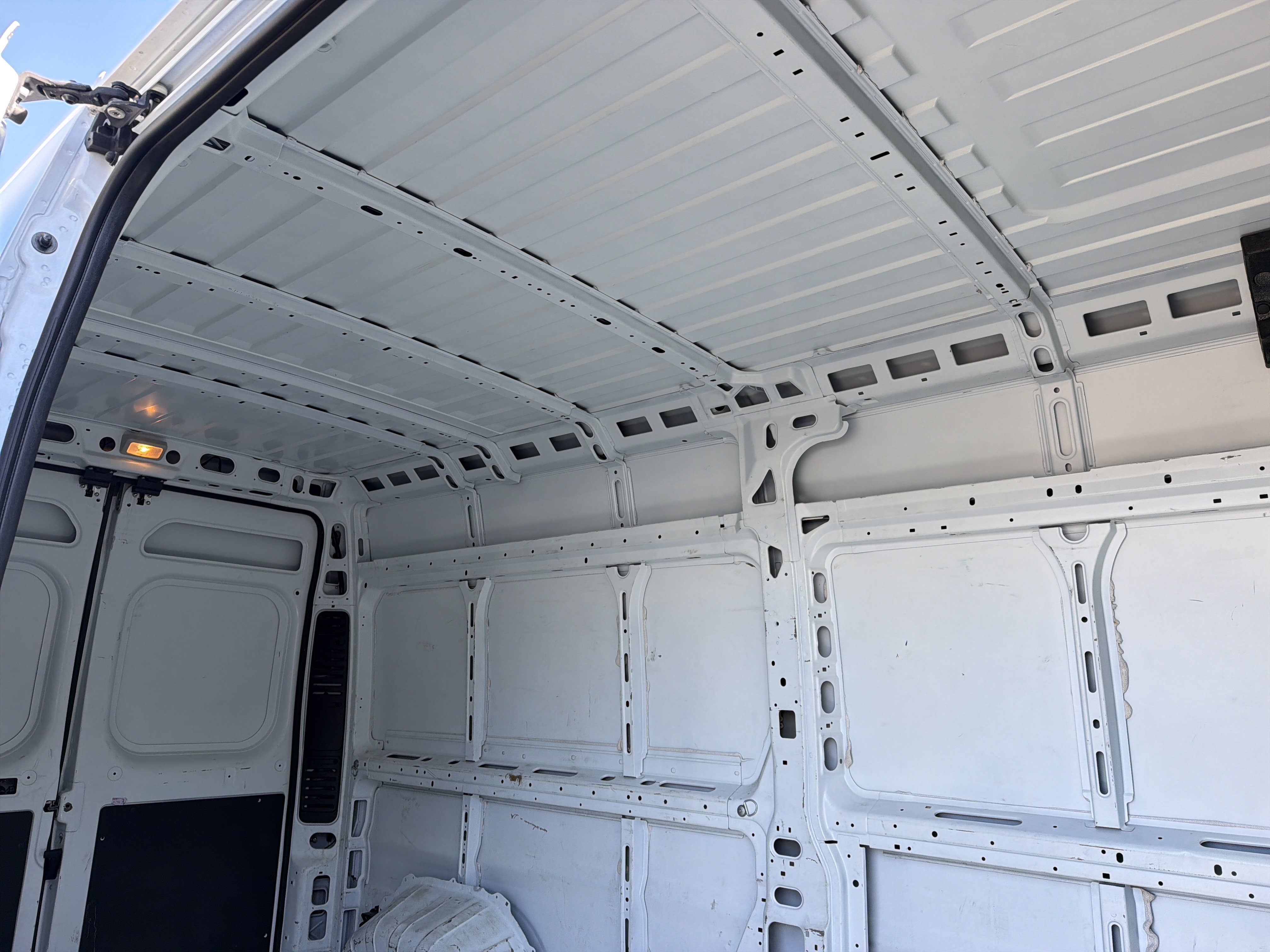 Used 2023 RAM ProMaster 2500 FWD image 27