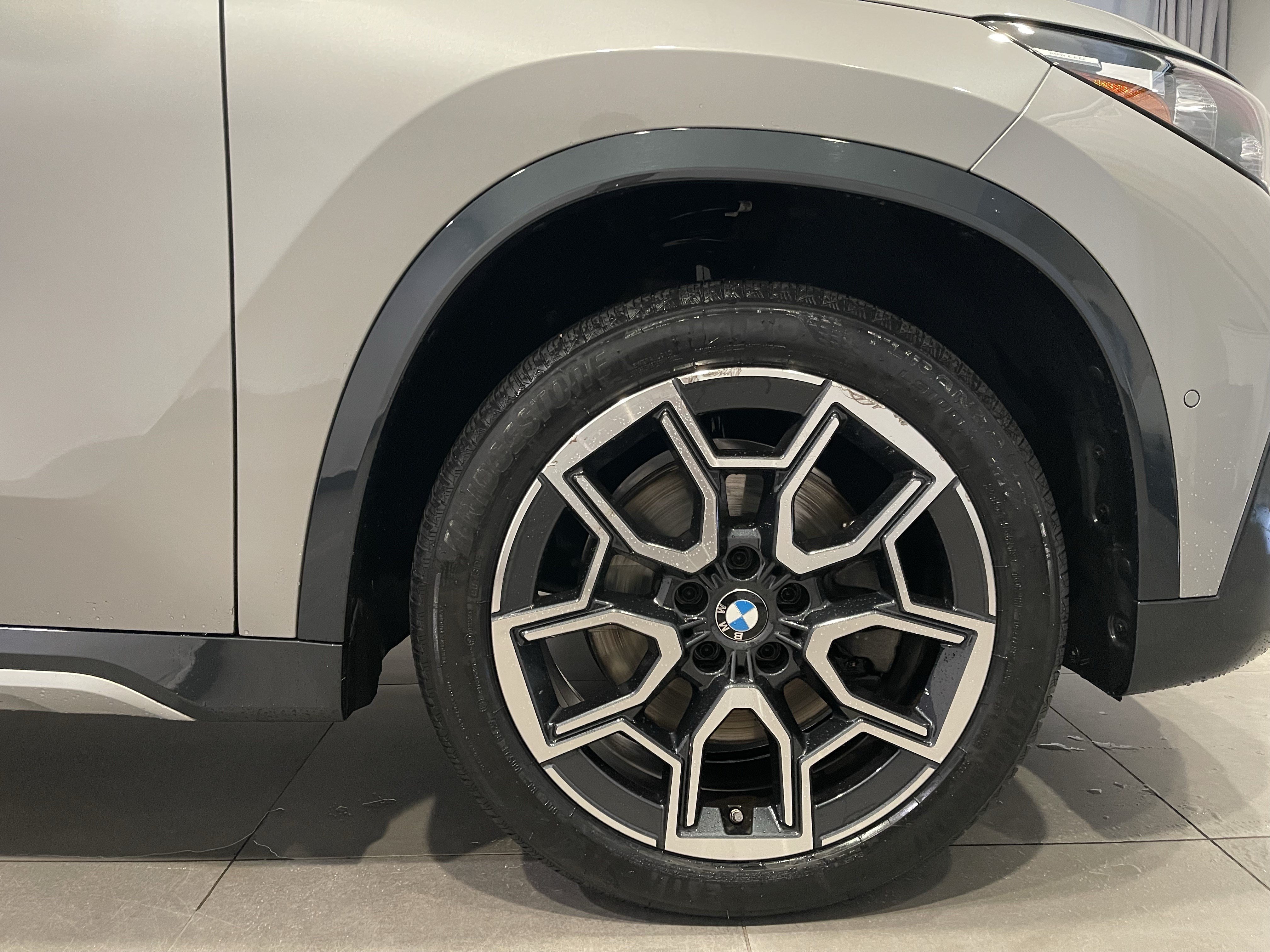 Certified 2023 BMW X1 xDrive28i w/ Convenience Package AWD/4WD image 10