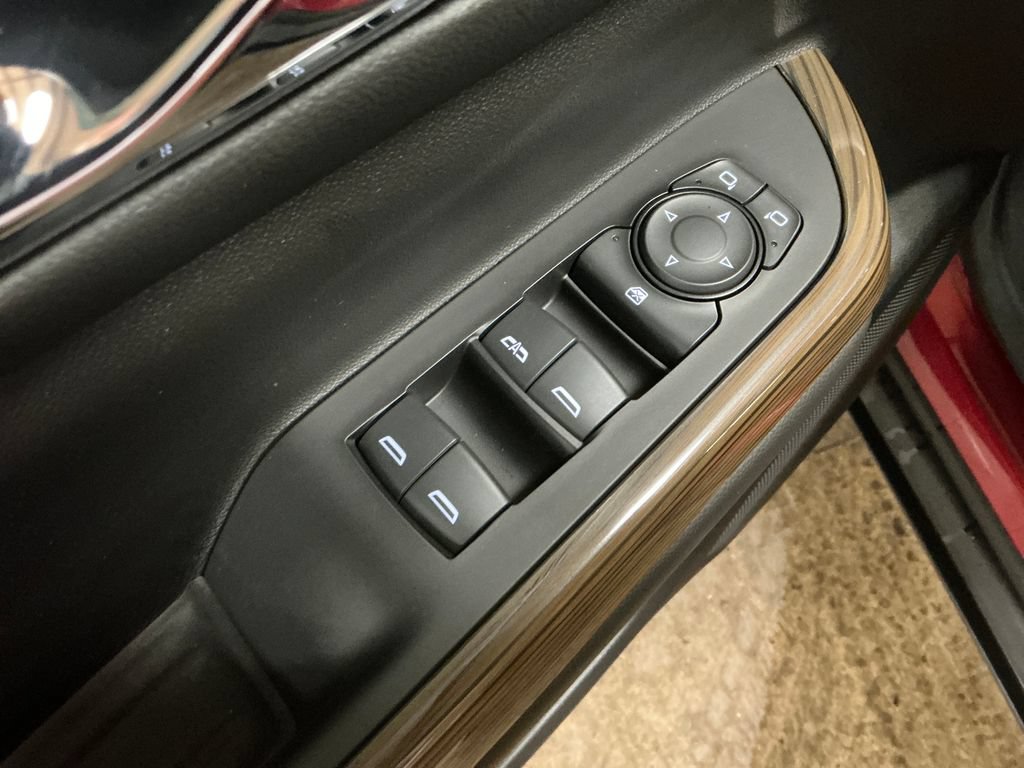 Used 2023 GMC Acadia SLE w/ Driver Convenience Package AWD/4WD image 15