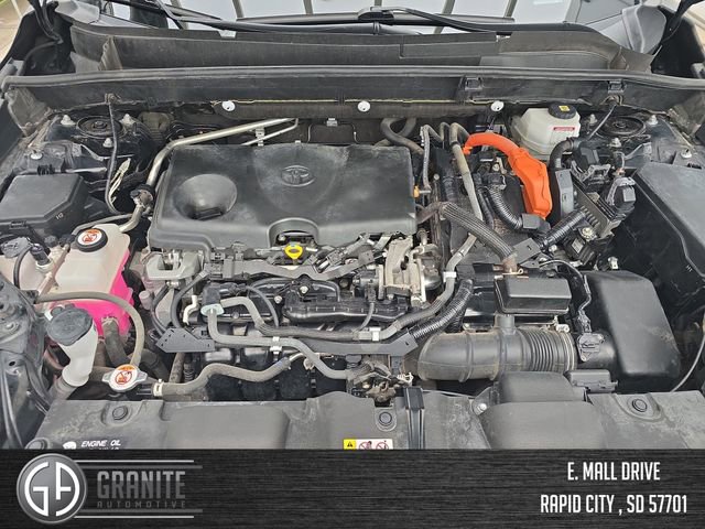 Used 2021 Toyota Venza XLE w/ Softex Package image 21