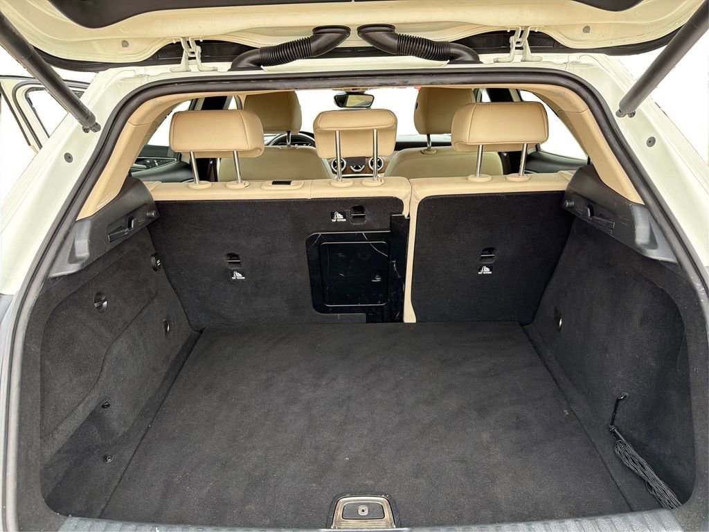 Used 2018 Mercedes-Benz GLA 250 image 13
