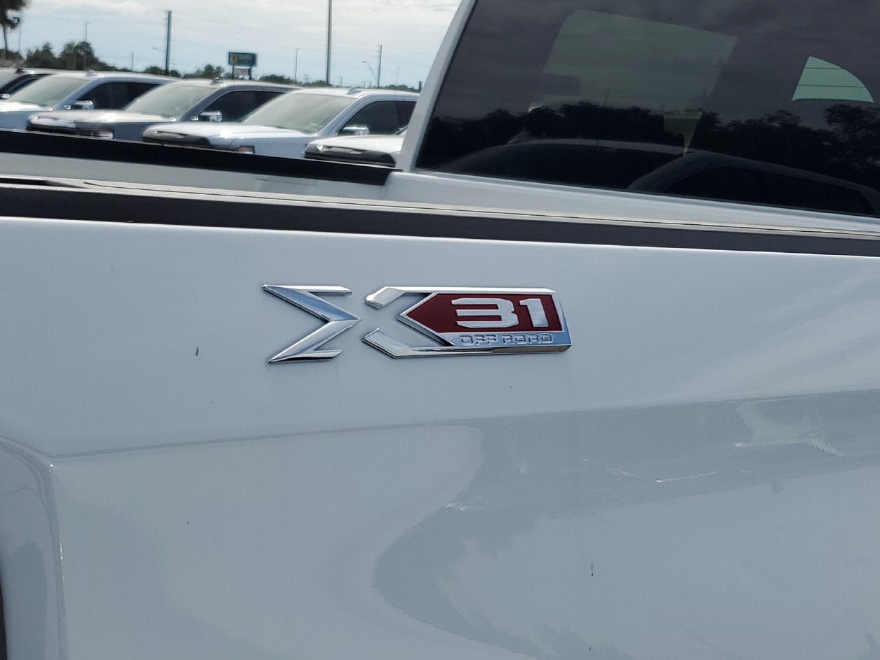 New 2026 GMC Sierra 1500 Pro w/ Pro Value Package AWD/4WD image 8
