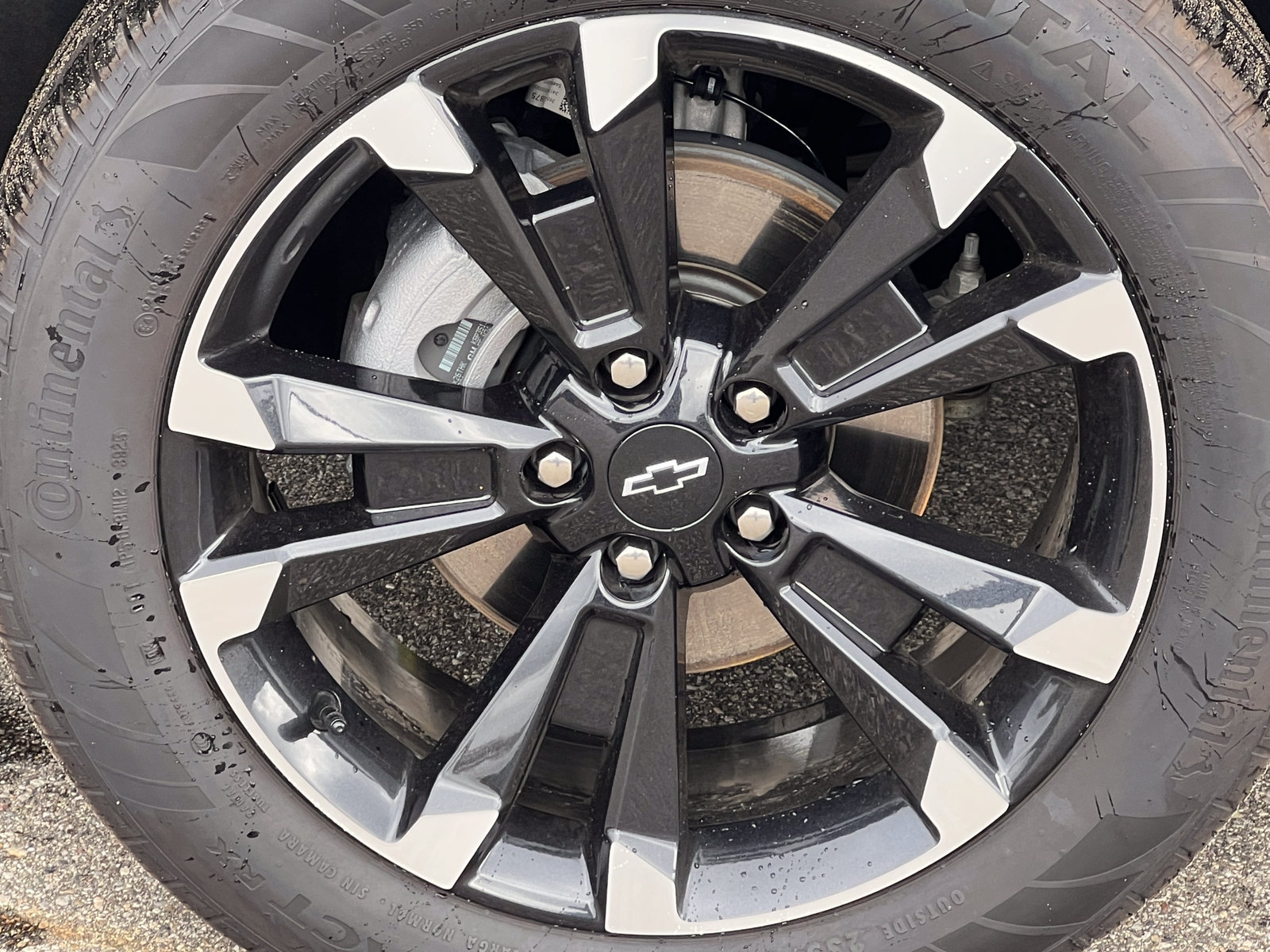 Used 2025 Chevrolet Equinox RS w/ Safety and Technology Package AWD/4WD image 7