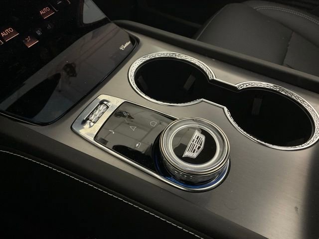 New 2026 Cadillac Vistiq Sport w/ LPO, Floor Liner Package image 20