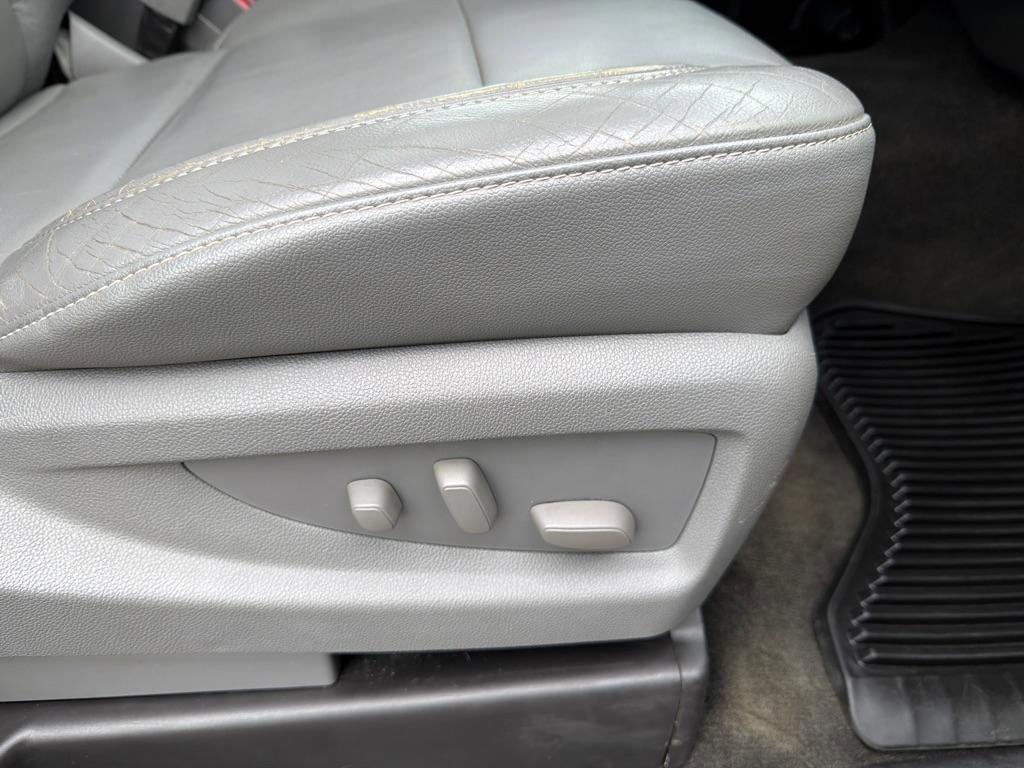 Used 2014 Chevrolet Silverado 1500 LTZ AWD/4WD image 24