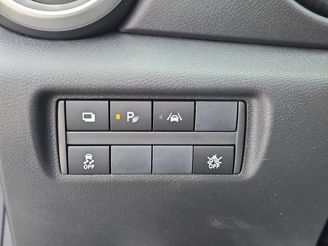 Used 2025 Nissan Versa S w/ Trunk Package FWD image 29
