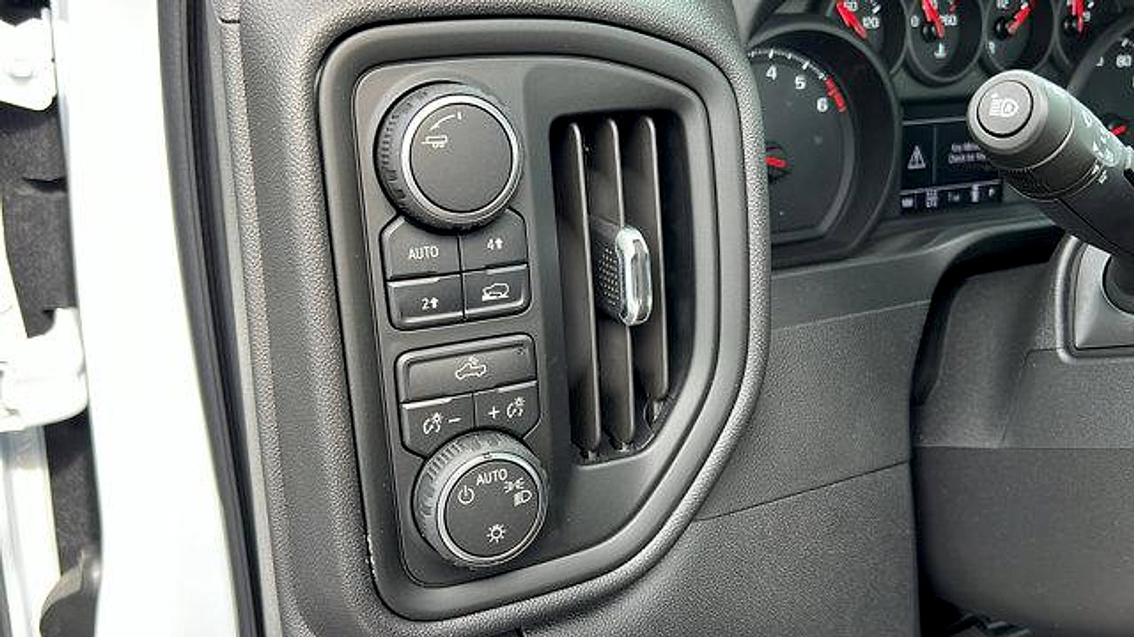 New 2026 Chevrolet Silverado 1500 W/T image 24