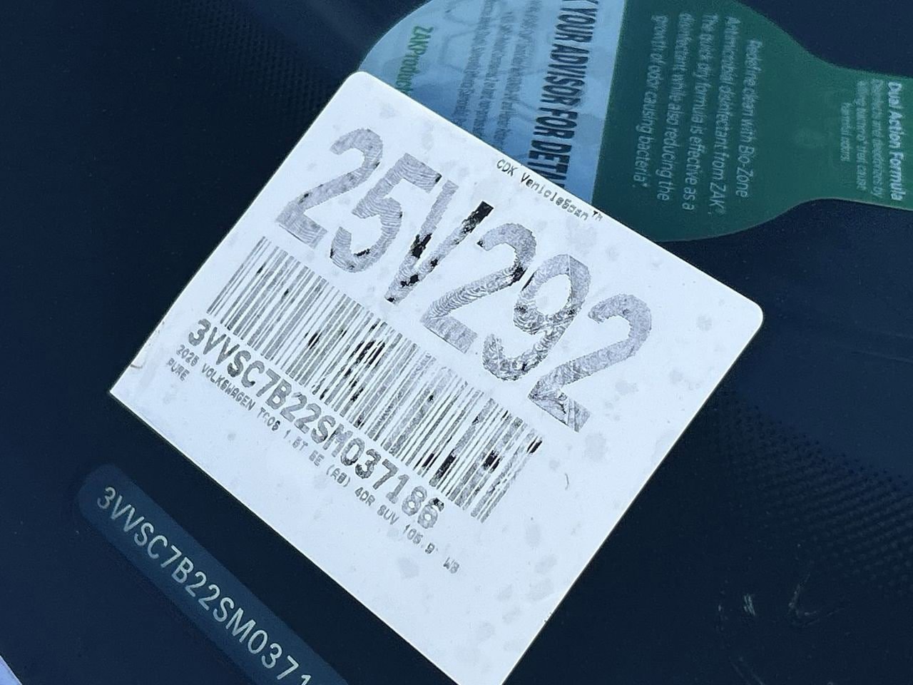 Certified 2025 Volkswagen Taos SE image 30