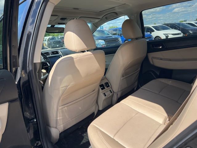 Used 2019 Subaru Outback 2.5i Limited AWD/4WD image 12