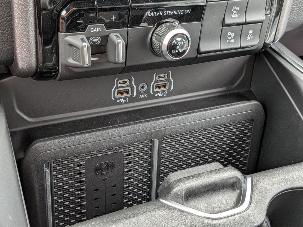 New 2026 RAM 1500 Big Horn AWD/4WD image 24