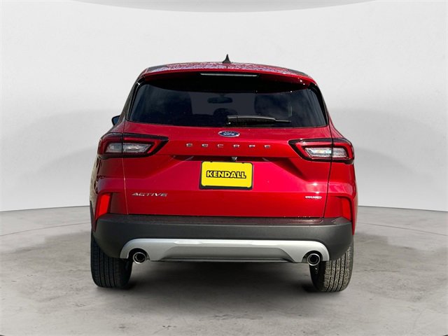 Used 2025 Ford Escape Active w/ Cold Weather Package image 4