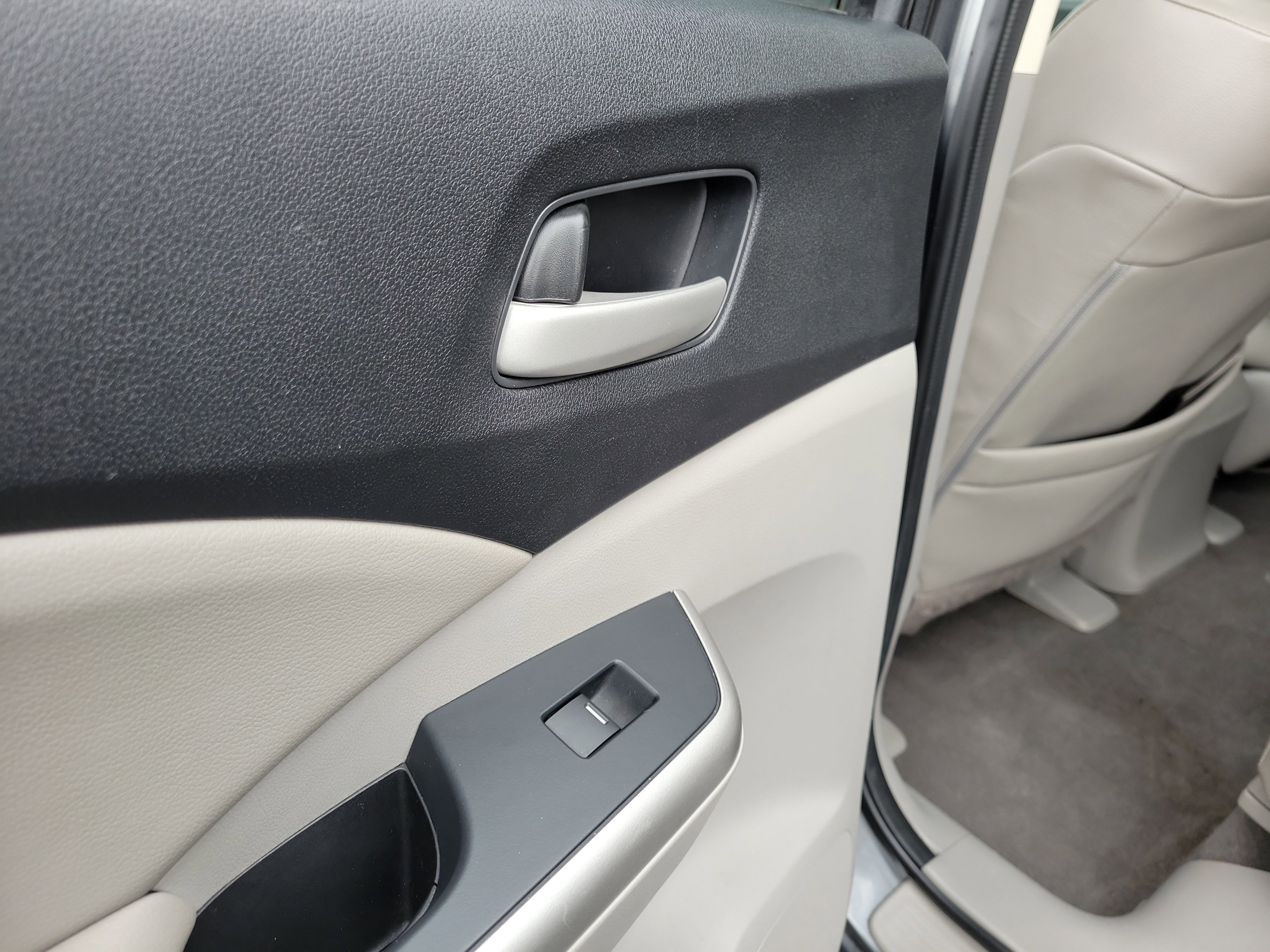 Used 2012 Honda CR-V EX-L image 13