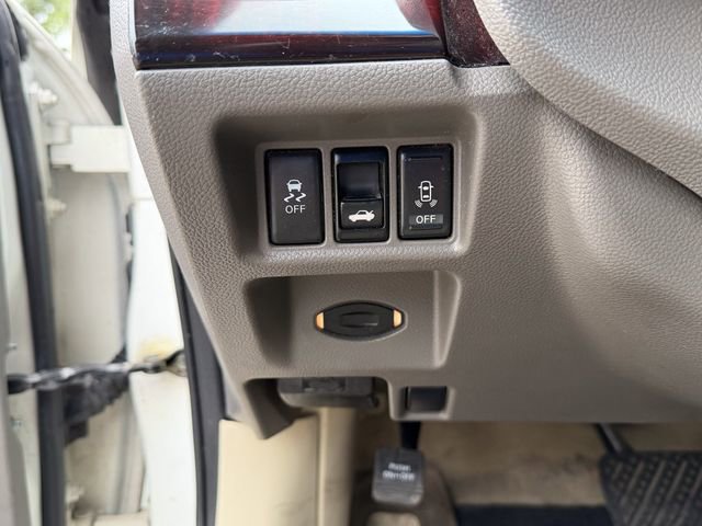 Used 2012 INFINITI G37 Convertible w/ Premium Pkg RWD image 8