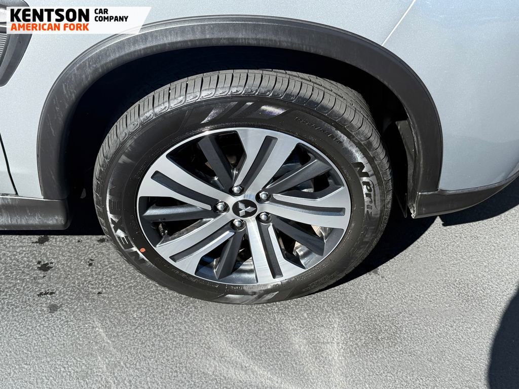 Used 2025 Mitsubishi Outlander Sport ES image 13