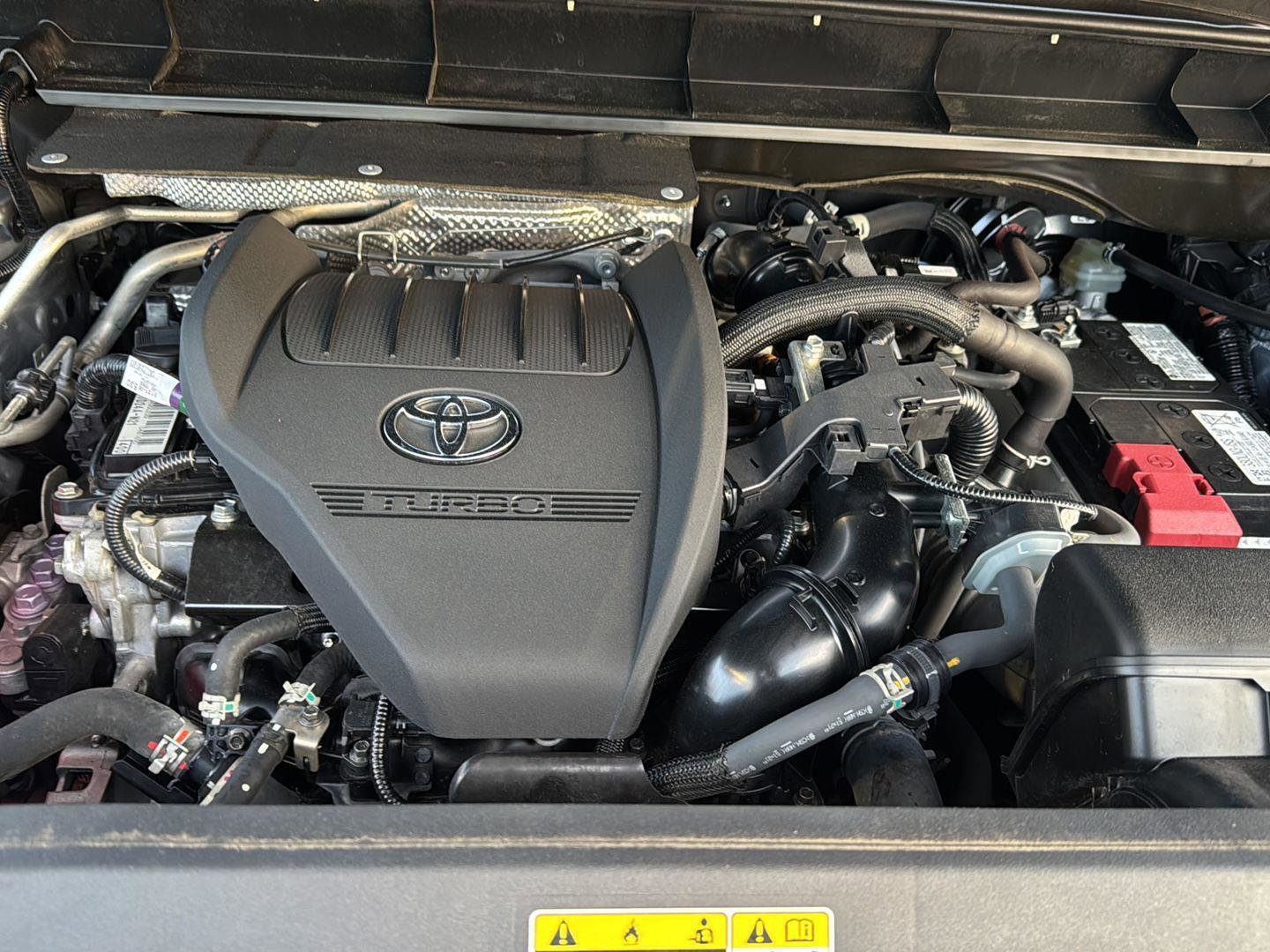 Used 2023 Toyota Highlander XLE FWD image 31