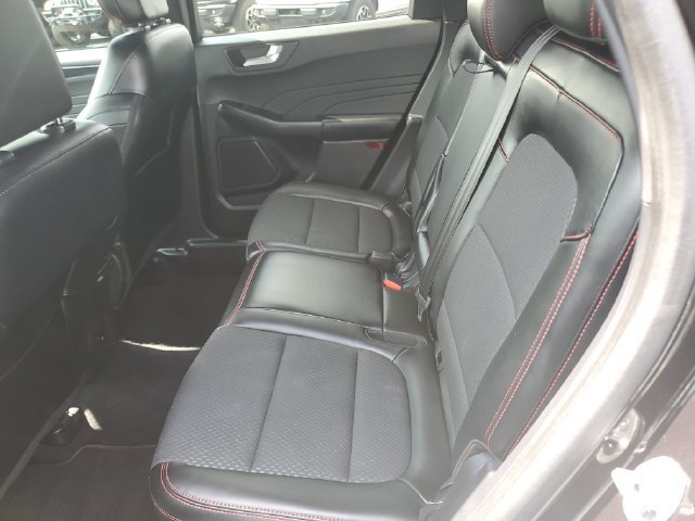 Used 2023 Ford Escape ST-Line w/ Tech Pack #1 AWD/4WD image 14