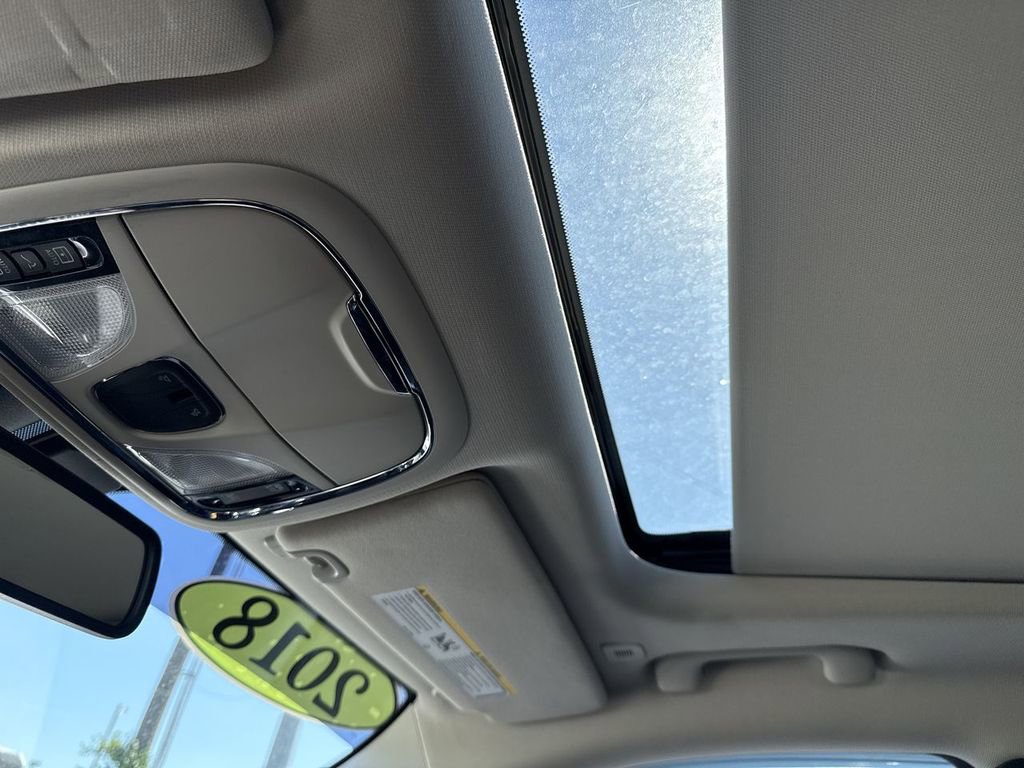 Used 2018 Jeep Cherokee Trailhawk w/ Comfort/Convenience Group image 32