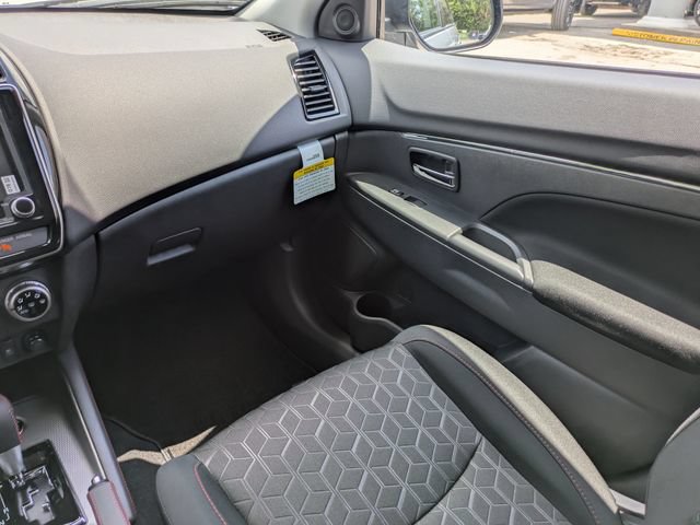 New 2026 Mitsubishi Outlander Sport LE AWD/4WD image 18