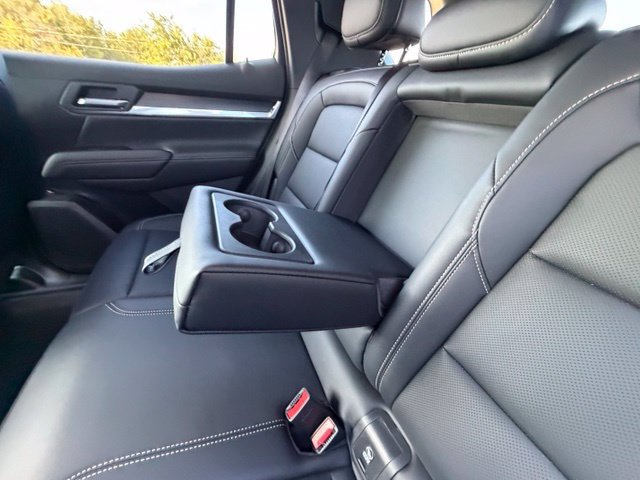 New 2027 GMC Terrain Elevation w/ Elevation Premium Package FWD image 14
