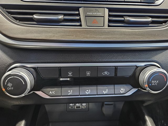 Used 2024 Nissan Altima 2.5 SV image 34