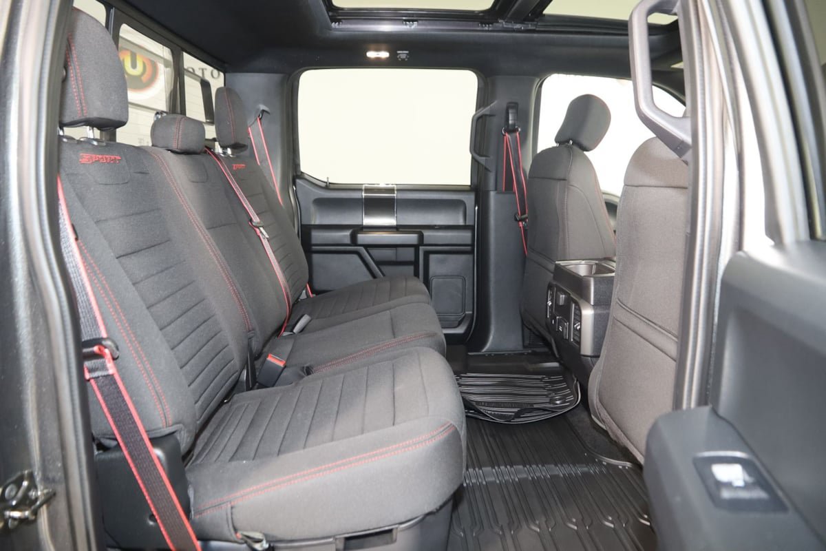 Used 2019 Ford F150 XLT w/ Equipment Group 302A Luxury AWD/4WD image 16