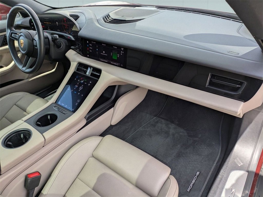 Used 2021 Porsche Taycan 4S image 6