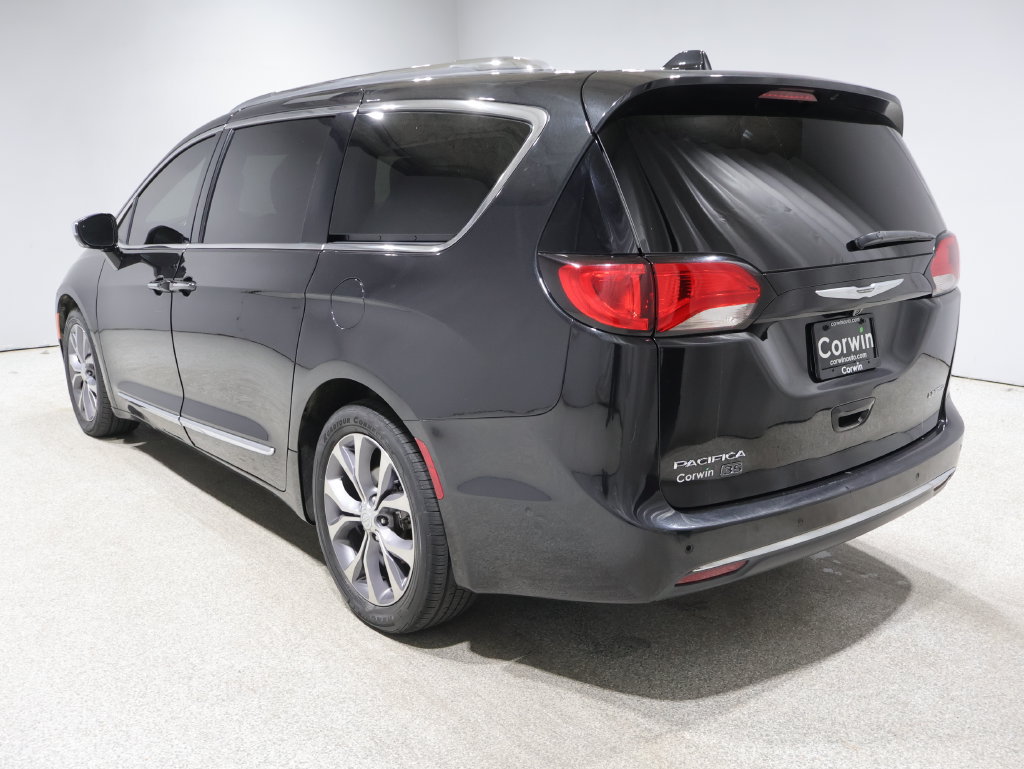 Used 2020 Chrysler Pacifica Limited FWD image 6