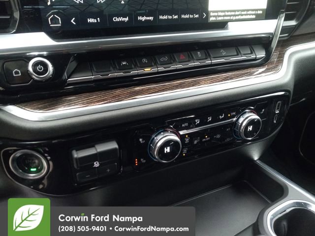 Used 2025 GMC Sierra 1500 Elevation image 17