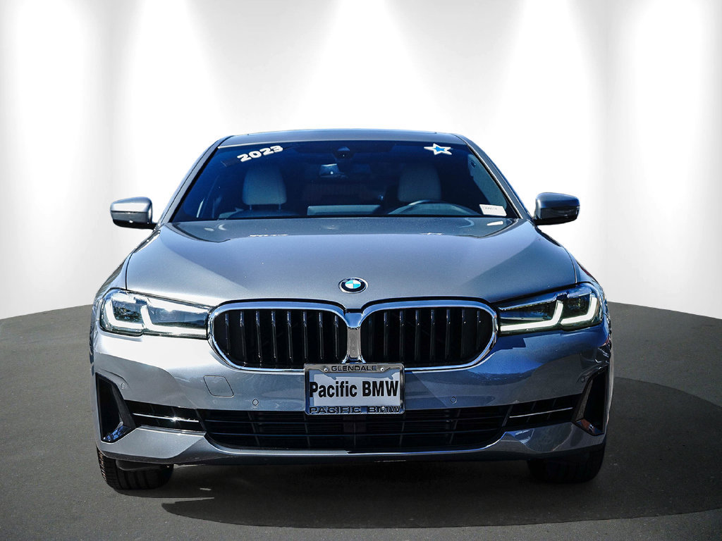 Certified 2023 BMW 540i w/ Convenience Package RWD image 2