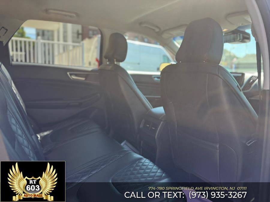 Used 2023 Ford Edge Titanium image 13