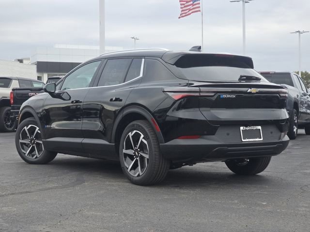 New 2026 Chevrolet Equinox EV LT image 14