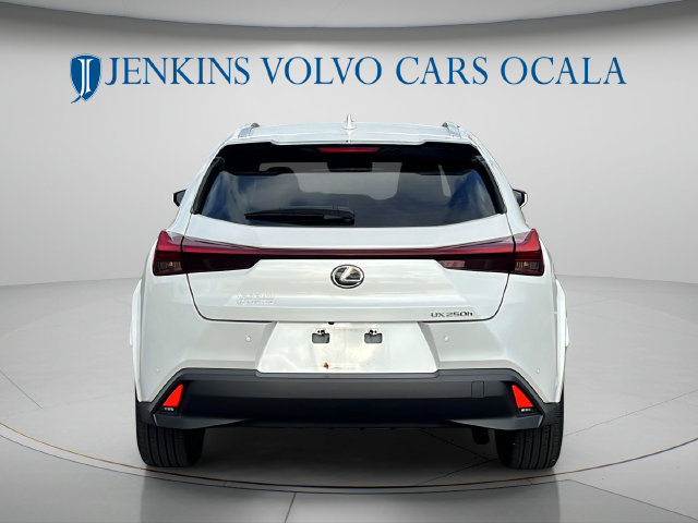 Used 2024 Lexus UX 250h FWD w/ Premium Package image 4