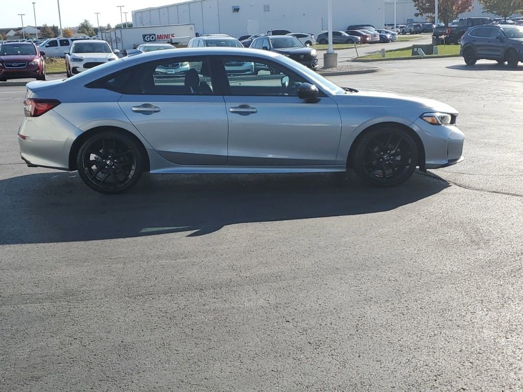 Used 2025 Honda Civic Sport image 8