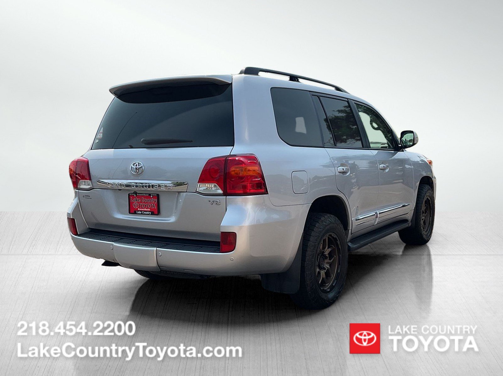 Used 2014 Toyota Land Cruiser AWD/4WD image 5