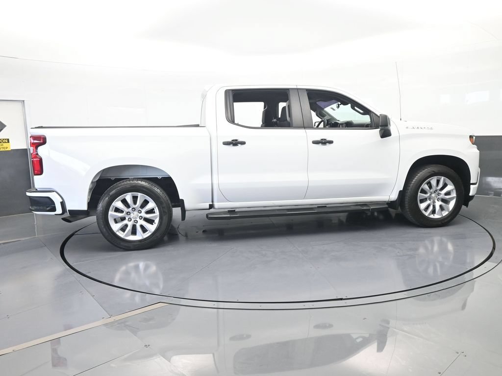 Used 2022 Chevrolet Silverado 1500 Custom w/ Safety Confidence Package RWD image 7