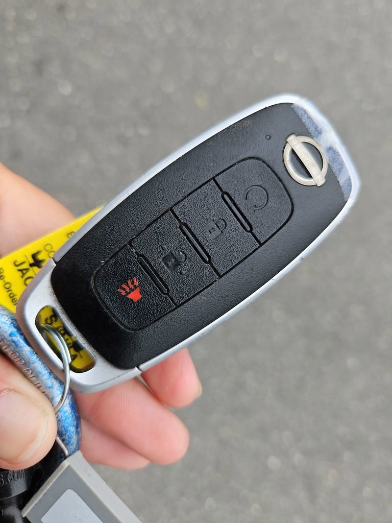 Used 2024 Nissan Kicks SV image 35