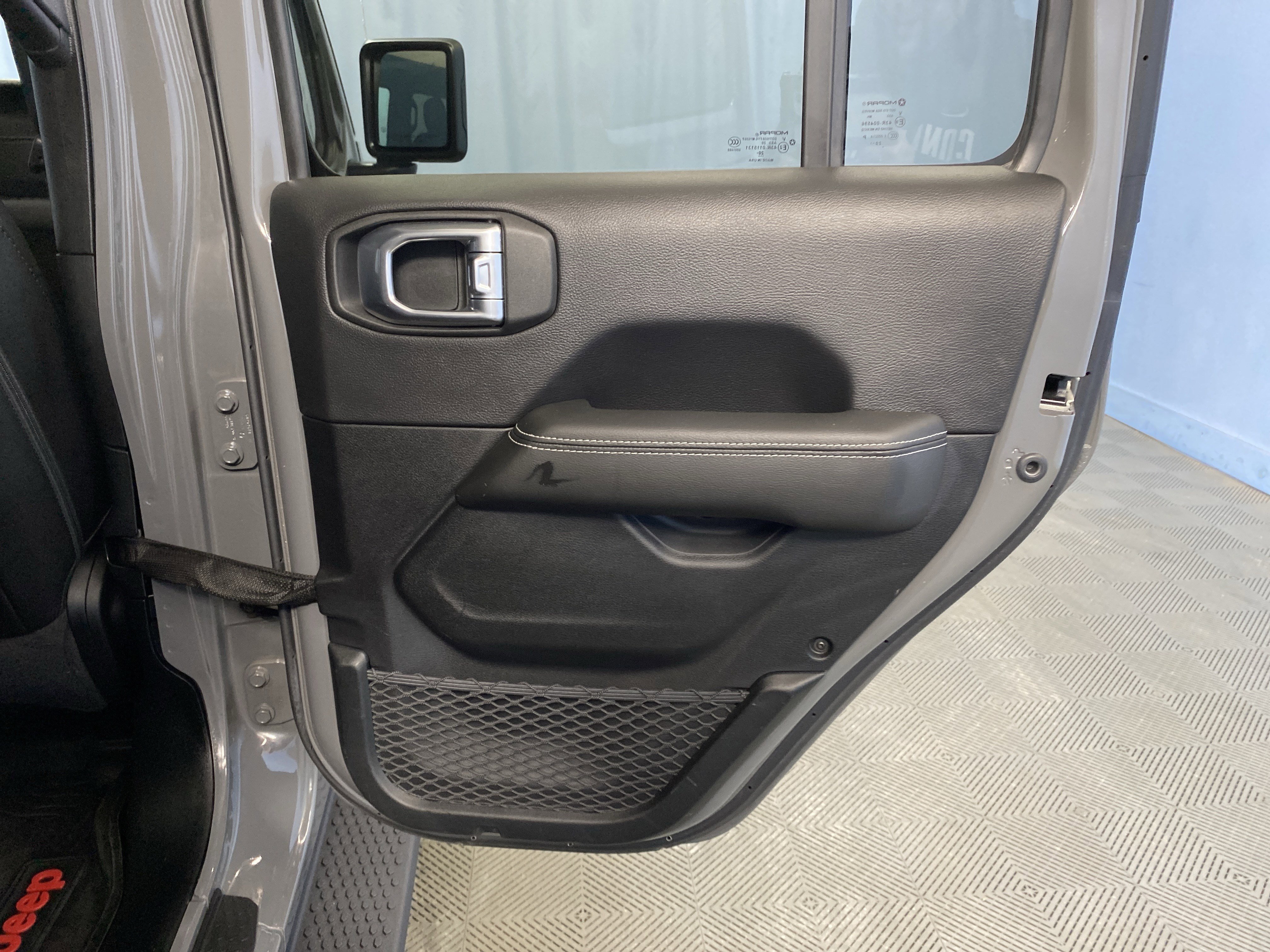 Used 2021 Jeep Wrangler Unlimited Sahara image 40